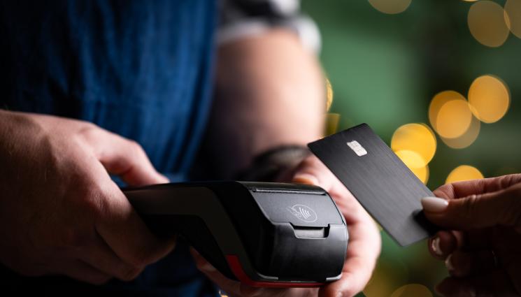 ПОС - Плащаме само в брой в новогодишната нощ!