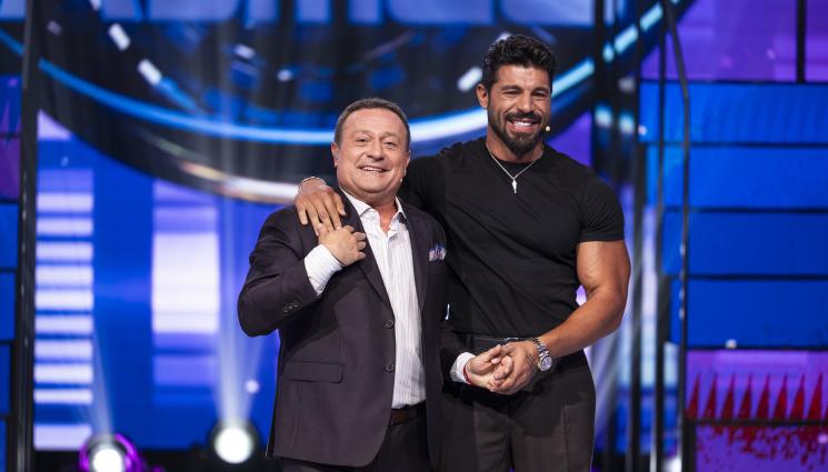 фики рачков - Фики Стораро се впуска в “Пееш или лъжеш”