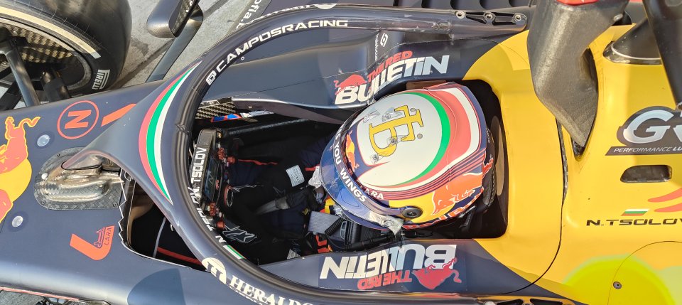 Никола Цолов дебютира във Формула 2 на пистата Лусаил в1