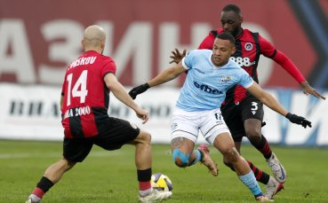 СНИМКИ: Локомотив София прие Арда в мач от еfbet Лига