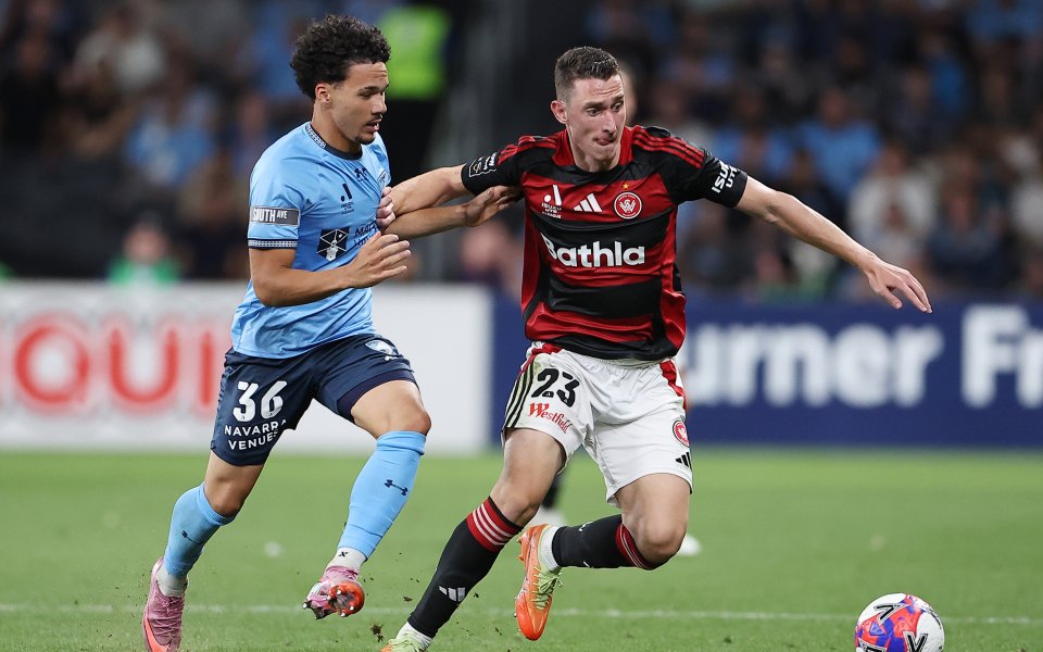 Цял мач за Божидар Краев при победа над лидера