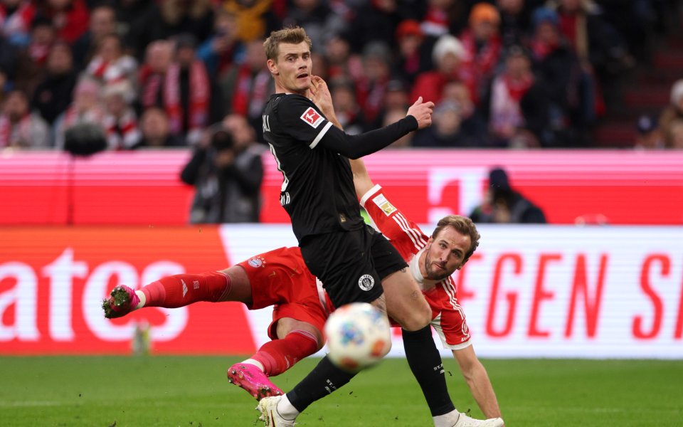 СНИМКИ: Байерн срещу Санкт Паули