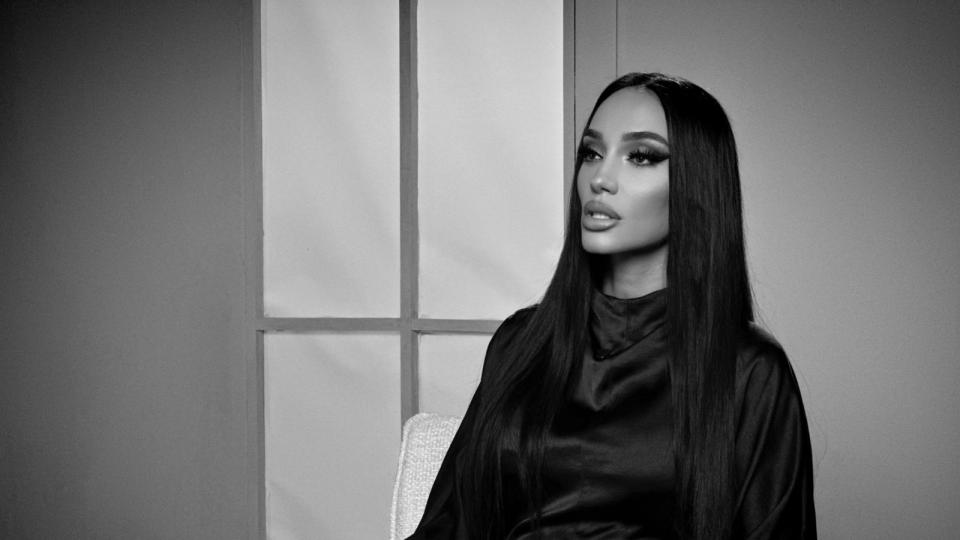 Има жени, които не просто живеят – те растат. Понякога