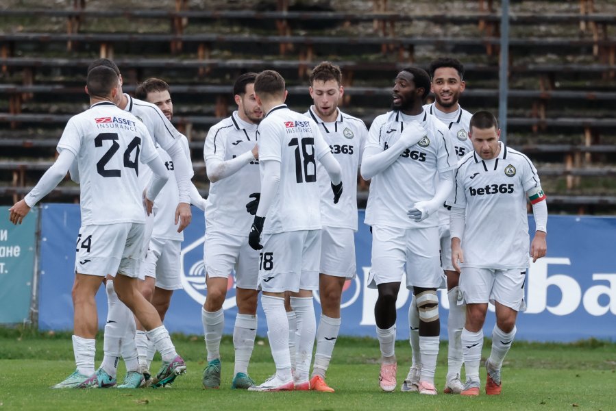 Славия Добруджа1