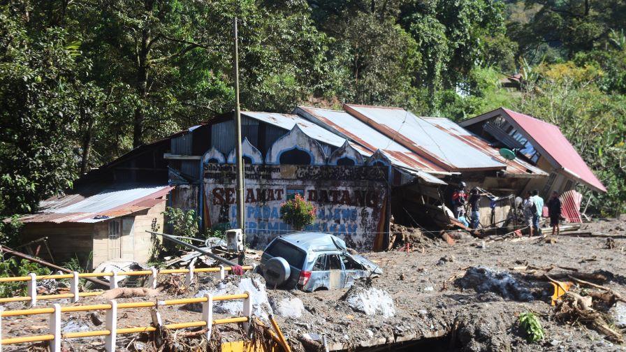 Над 500 души загинаха при наводнения и свлачища в Югоизточна Азия