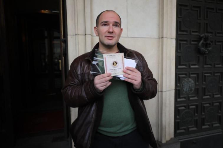 Опашка пред БНБ за стартовите пакети с български евромонети