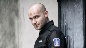 Нелегалните затворнически боеве ескалират опасно в „Клетката“