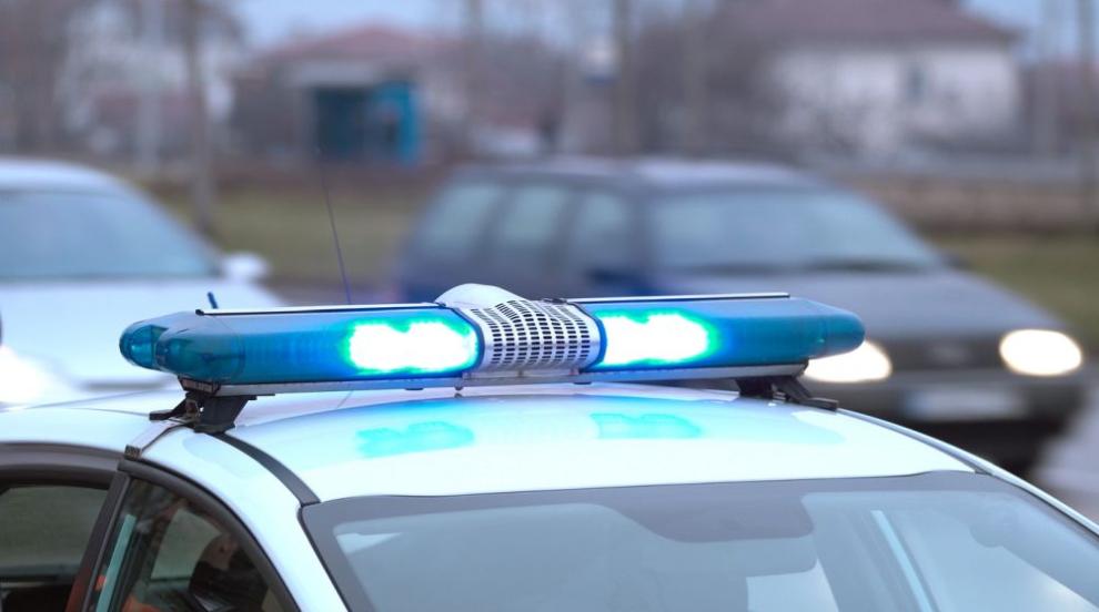 Zaradi zasukane težkega tovornega vozila je prelaz Republike v Bolgariji začasno zaprt