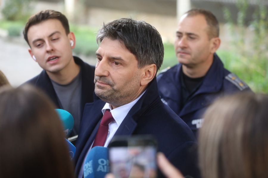 <p>Брифинг пред сградата на Столична дирекция на вътрешните работи (СДВР).</p>