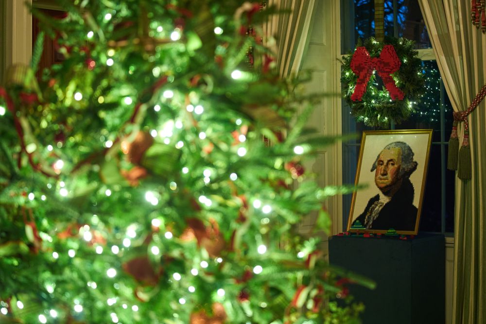 Коледната украса на Мелания Тръмп