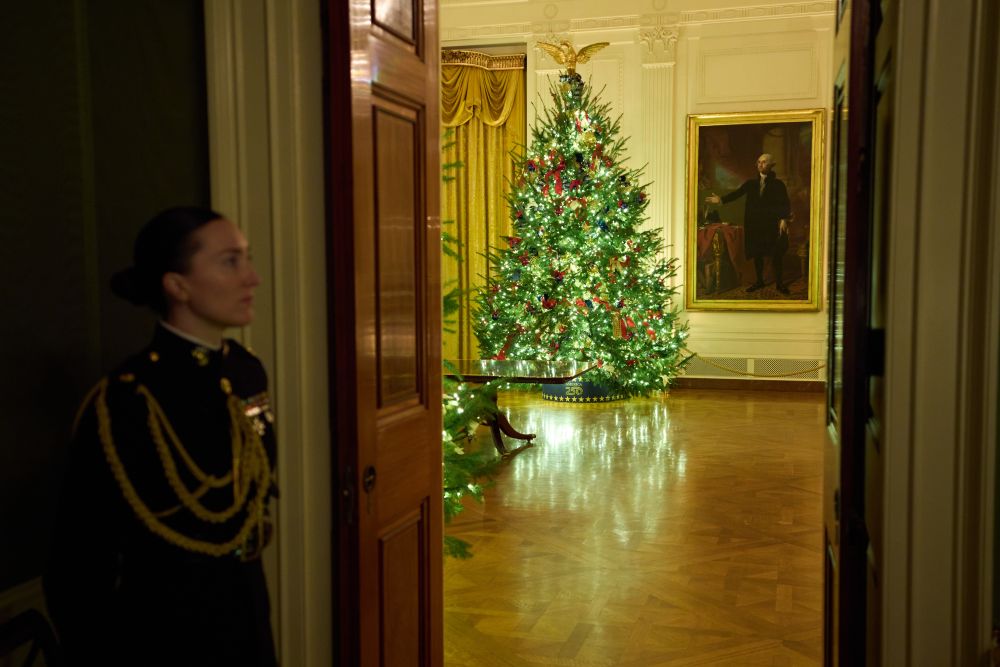 Коледната украса на Мелания Тръмп