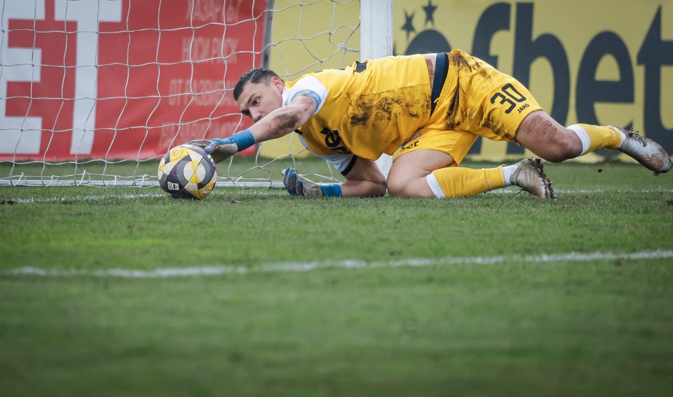 Монтана и Локомотив София1