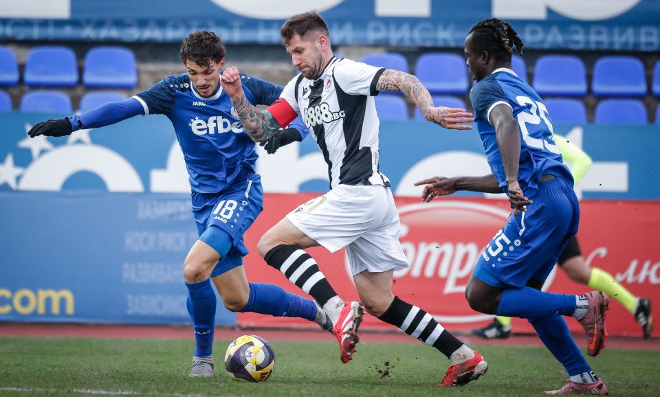 Монтана и Локомотив София1