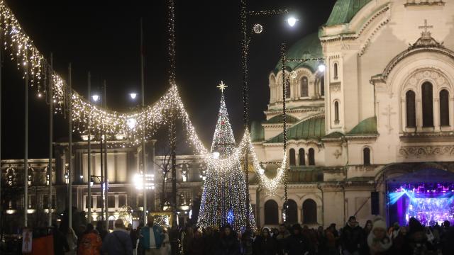 София грейна в празнични светлини (ГАЛЕРИЯ)