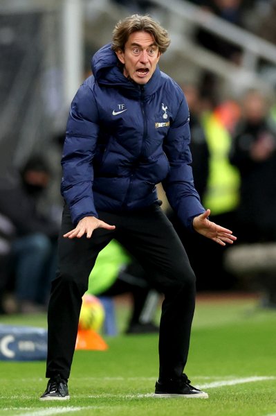 Нюкасъл Юнайтед Тотнъм Хотспър1