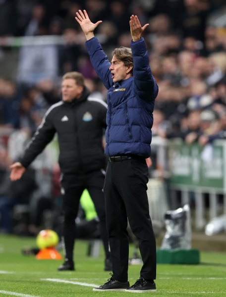 Нюкасъл Юнайтед Тотнъм Хотспър1