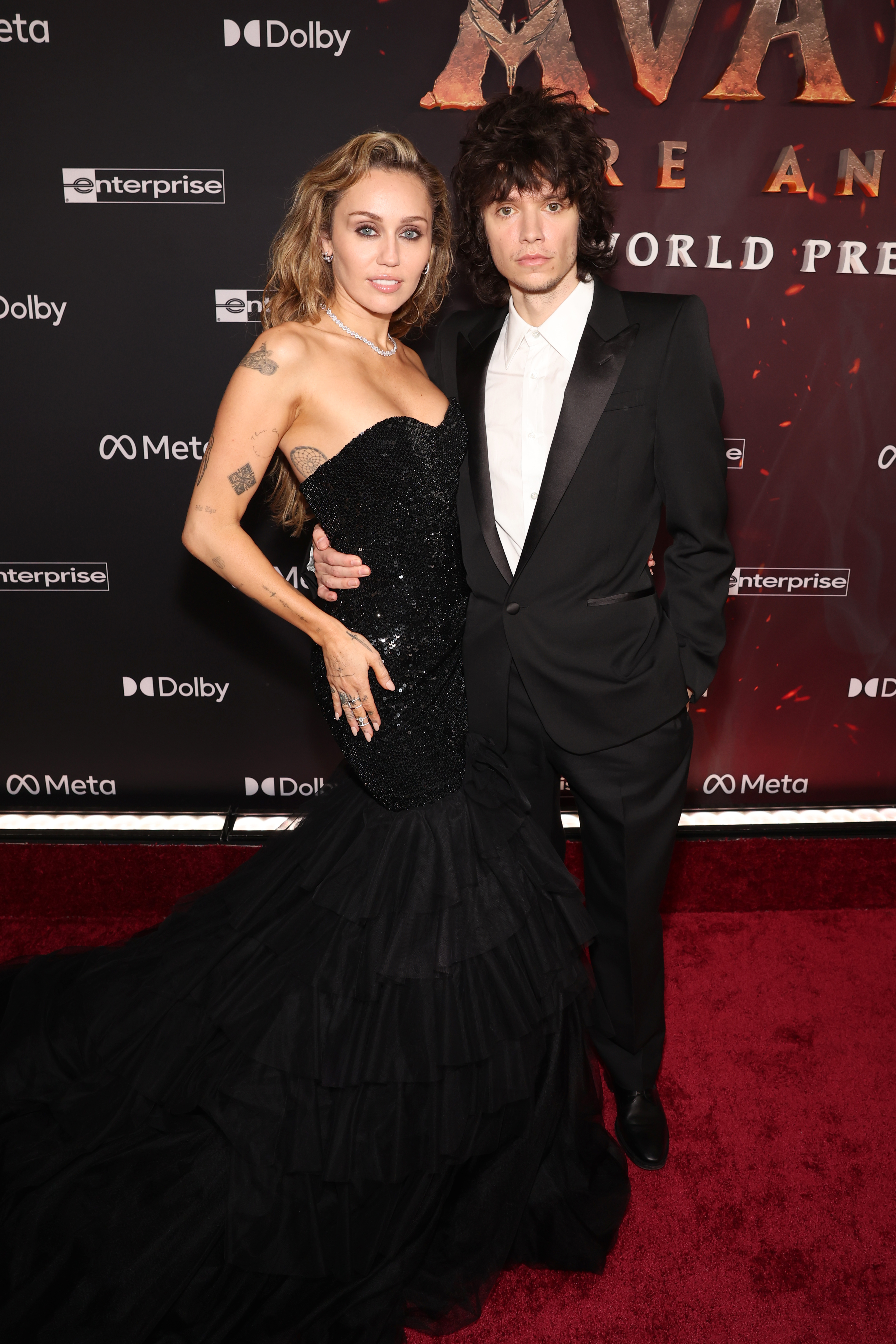 мйали сайръс