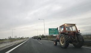 Трети ден гръцки фермери блокират „Кулата – Промахон”