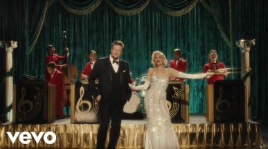 Gwen Stefani & Blake Shelton - YOU MAKE IT FEEL LIKE CHRISTMAS
