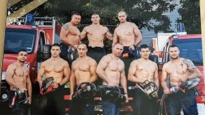 Варна пожарникари календар