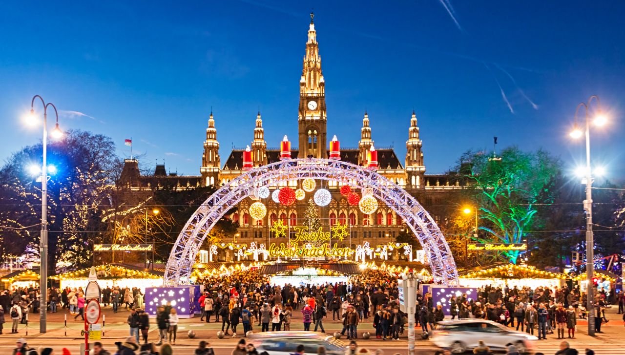 Магията на Коледа и Нова година в Европа: Къде да отидете да празнувате