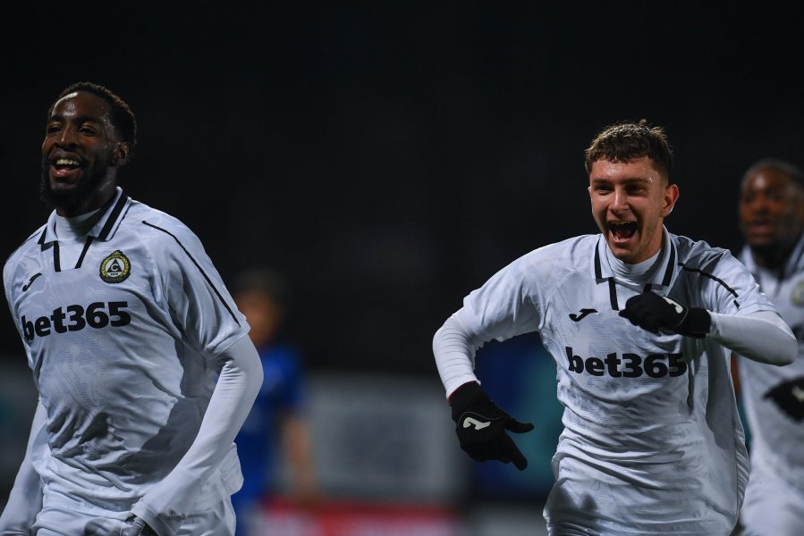 Славия Левски1