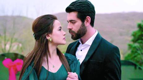 кървави цветя