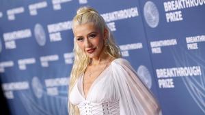 Кристина Агилера очарова с бляскава визия и празнична магия в