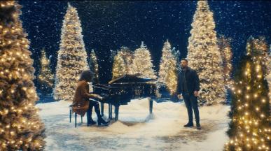 DAN + SHAY - CHRISTMAS ISN'T CHRISTMAS