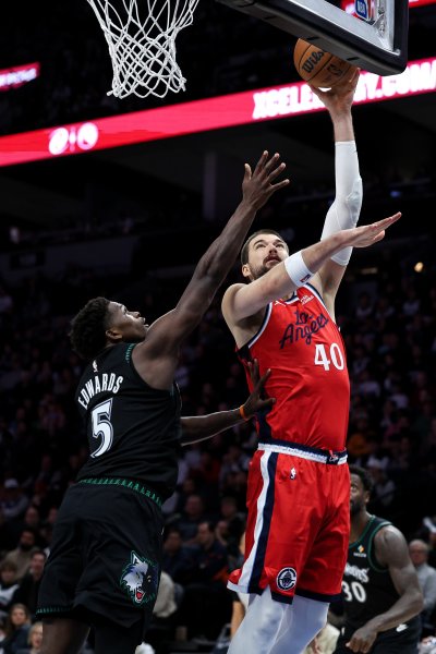 Минесота Тимбъруулвс Лос Анджелис Клипърс1