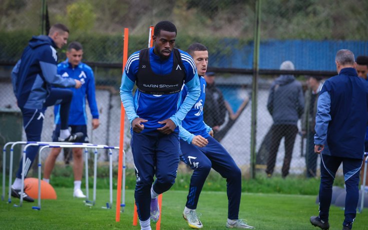 Французин и португалец се завръщат за Левски, двама са аут за гостуването на Спартак