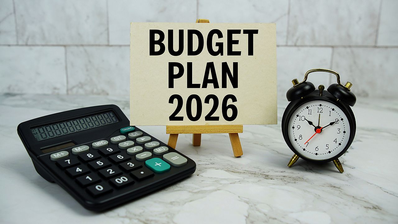 Какво пише за заплати и осигуровки в новия Бюджет 2026