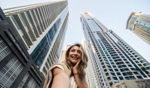 Шест месеца под слънцето на друга вселена