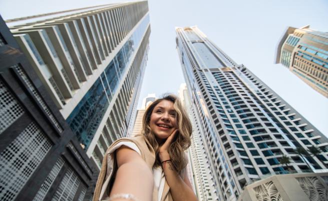 Шест месеца под слънцето на друга вселена