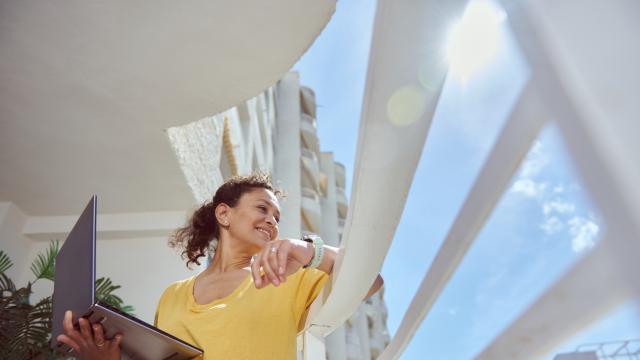 Работа от вкъщи, но в твой стил