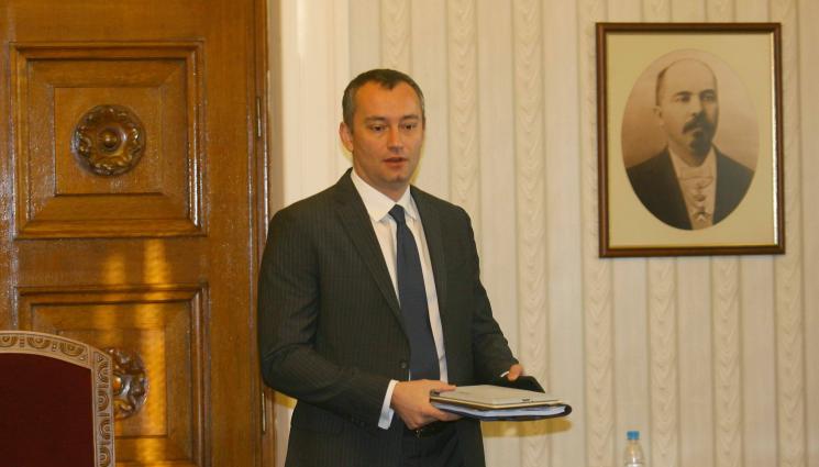 Николай Младенов