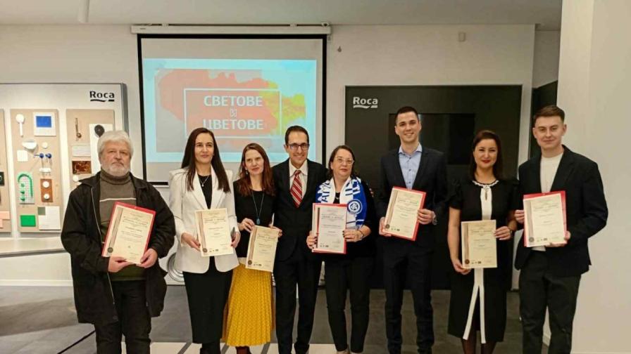 Подкастът „Телеграфно“ с отличие за първото си двуезичното си интервю с биографа на царя