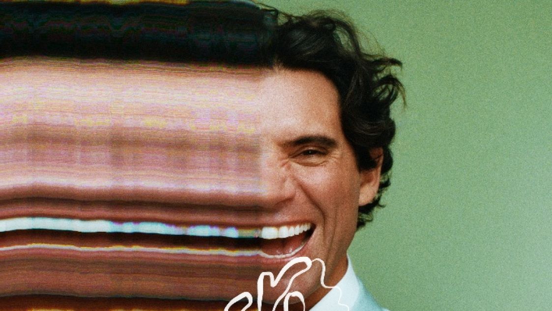 MIKA представя новия си сингъл „Immortal Love”