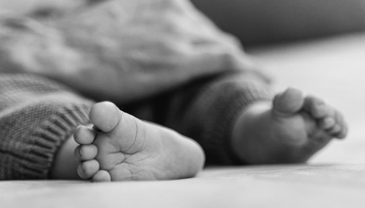 бебе - Почти всеки ден умира по едно дете в България!