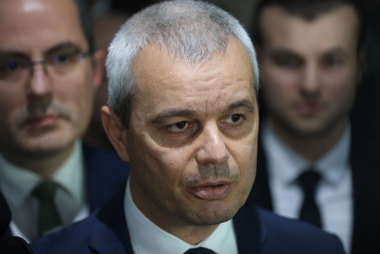 „Възраждане“ бойкотира консултациите с президента