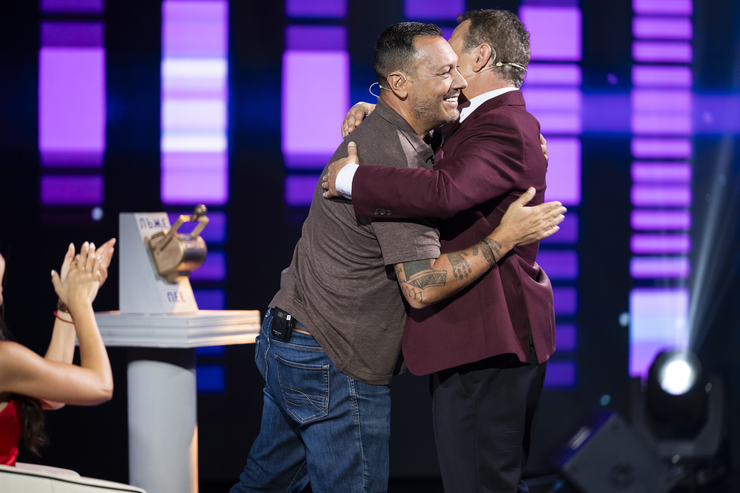 Пееш или лъжеш