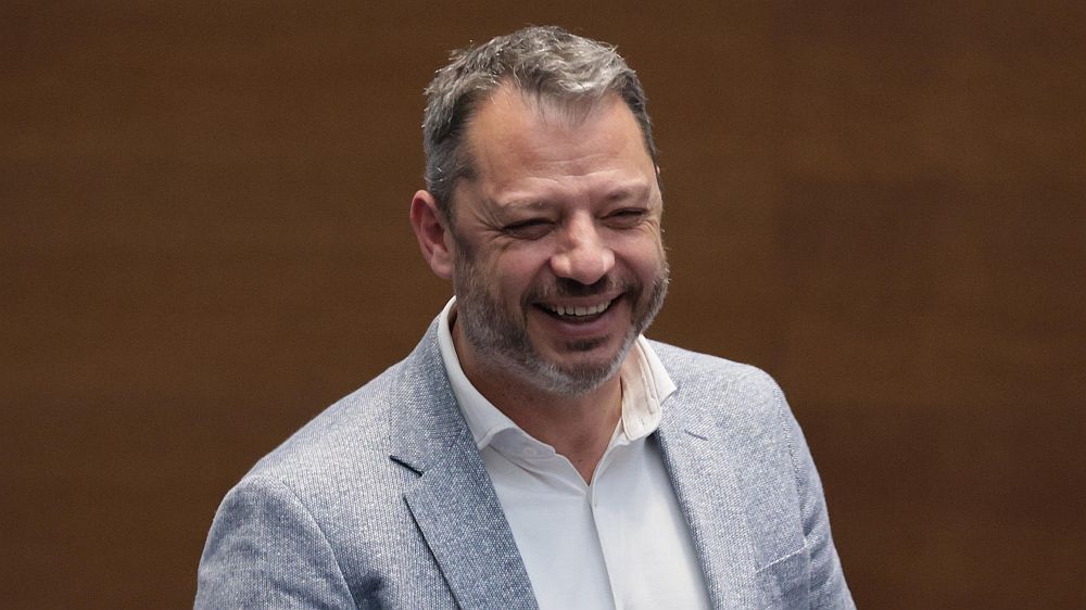 Емоциите в парламента след оставката