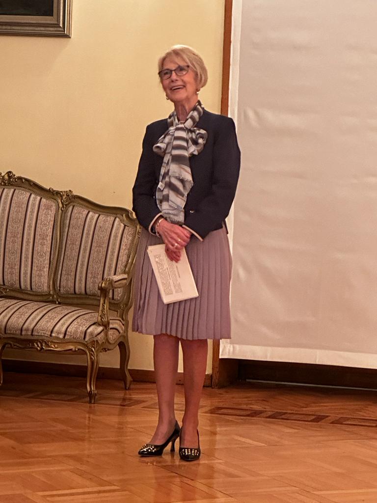 Нахиде Дениз