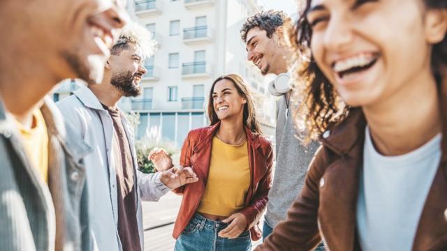 Защо хората ни подценяват: Ефектът на първите 7 секунди