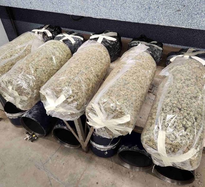 <p>Задържаха 70 кг дрога, открита в газови бутилки на границата с Турция.</p>