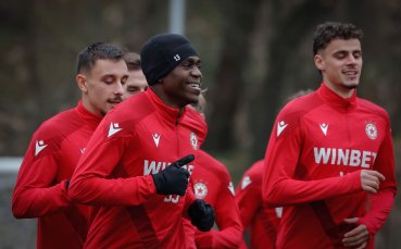 Двама от ЦСКА тренират на облекчен режим преди последния мач за годината