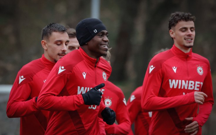 Двама от ЦСКА тренират на облекчен режим преди последния мач за годината