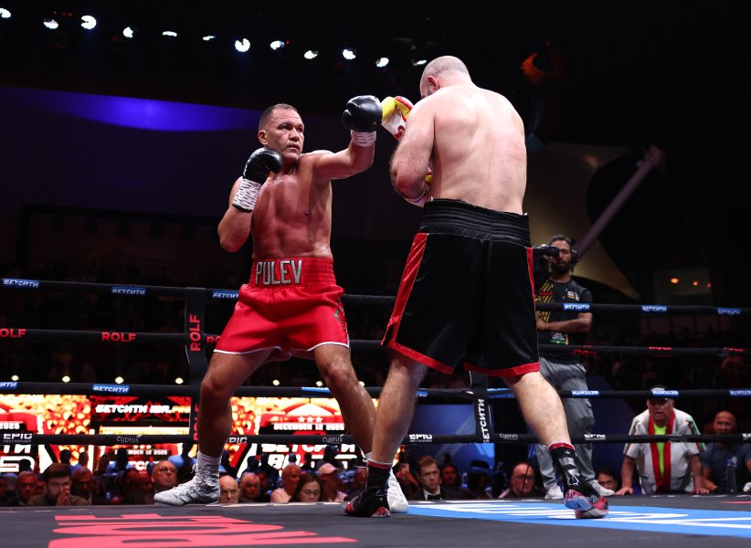 Кубрат Пулев срещу Мурат Гасиев в Дубай1