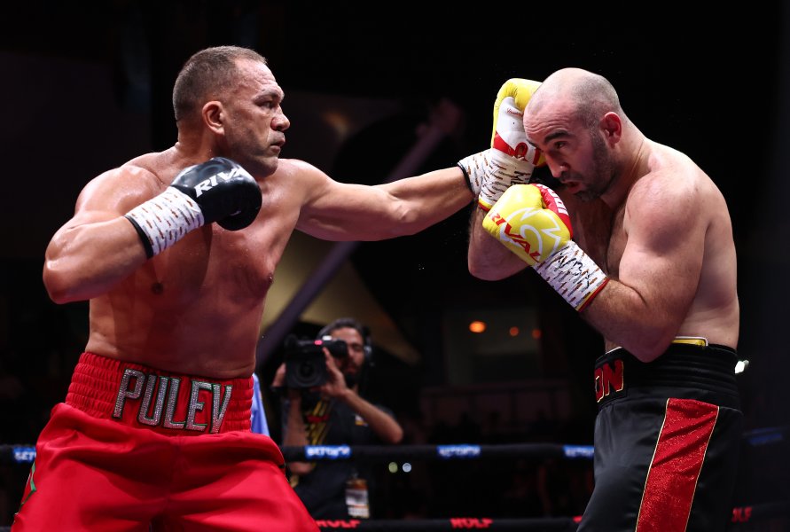 Кубрат Пулев срещу Мурат Гасиев в Дубай1