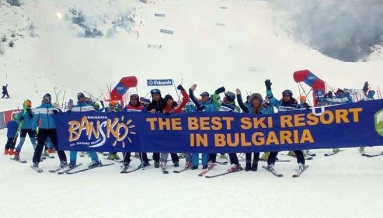 банско - Зимното шоу в Банско тръгна с шампиони и слънце